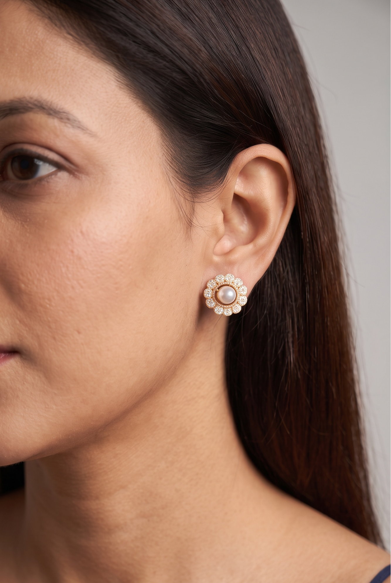 Pearl Floral Stud Earrings