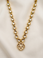 Noor Kundan Heart Necklace Set
