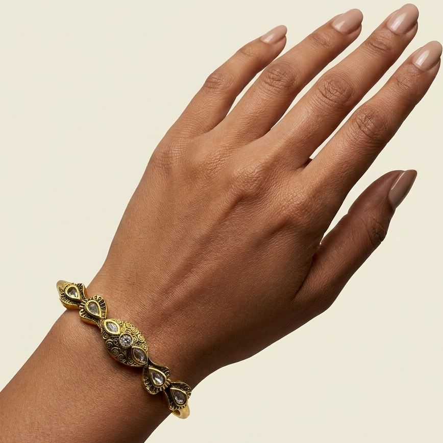 Gold Kundan Leaf Bracelet