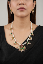 Gulnaar Pearl Kundan Set