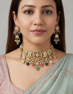 Navrangi Noor Kundan Set