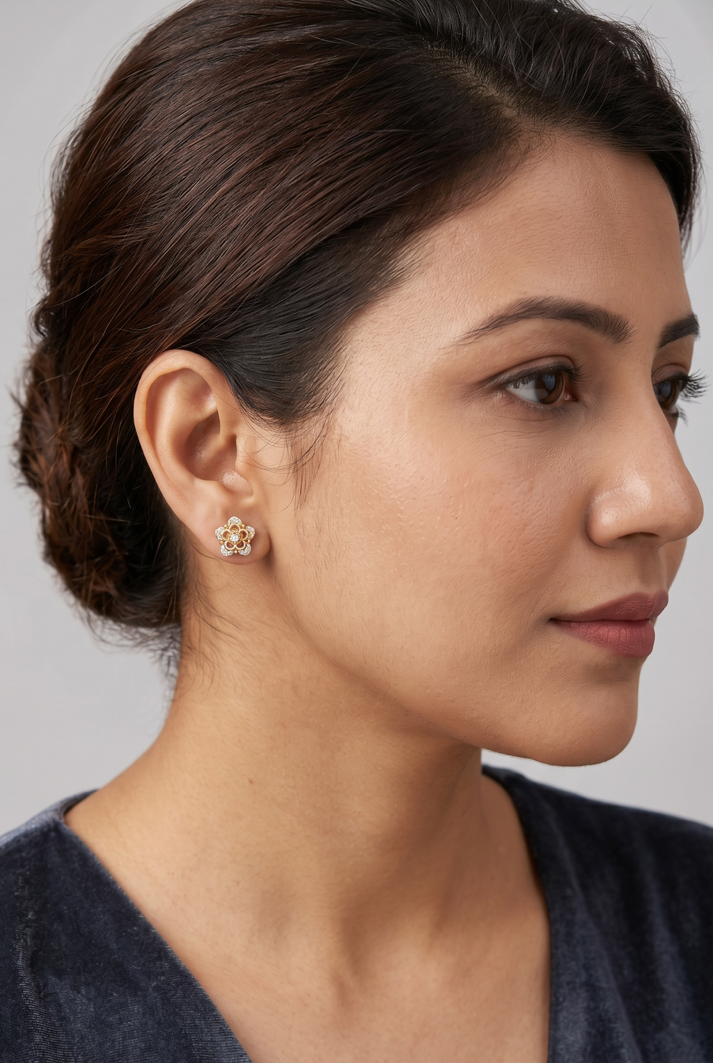 Floréa Spark Stud Earrings | Anti-tarnish