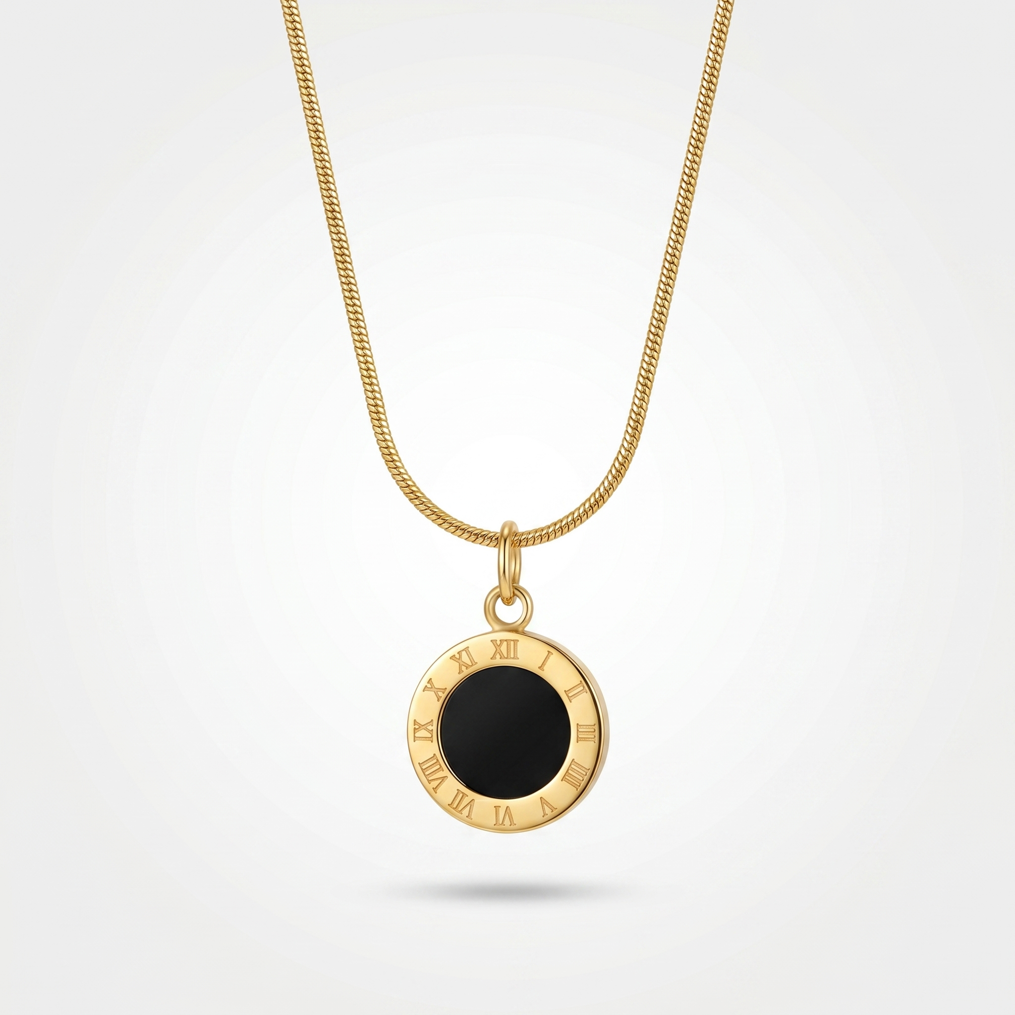 Medallion Pendant | Anti-tarnish